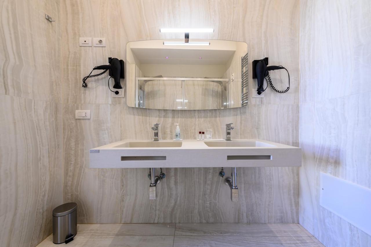 Residenza Molinari Suite Napoli Esterno foto